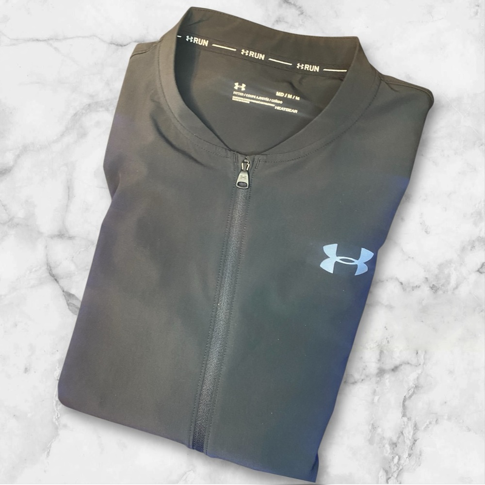 UNDER ARMOUR - “UA RUN” Black Zip-Up Jacket